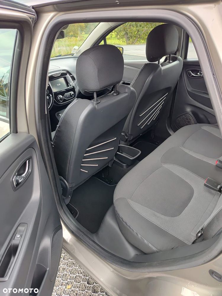 Renault Captur - 27