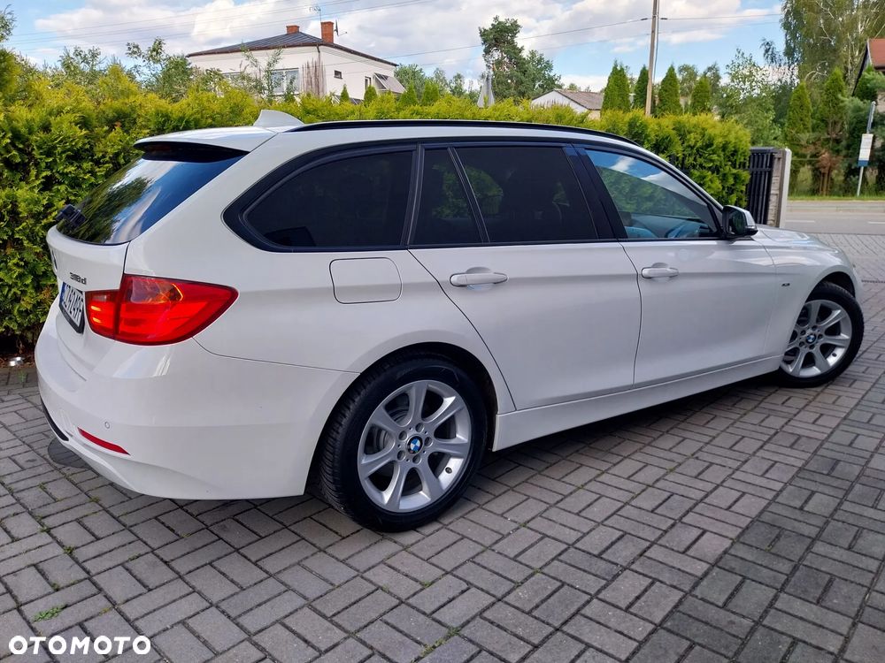 BMW Seria 3 318d Sport Line - 4