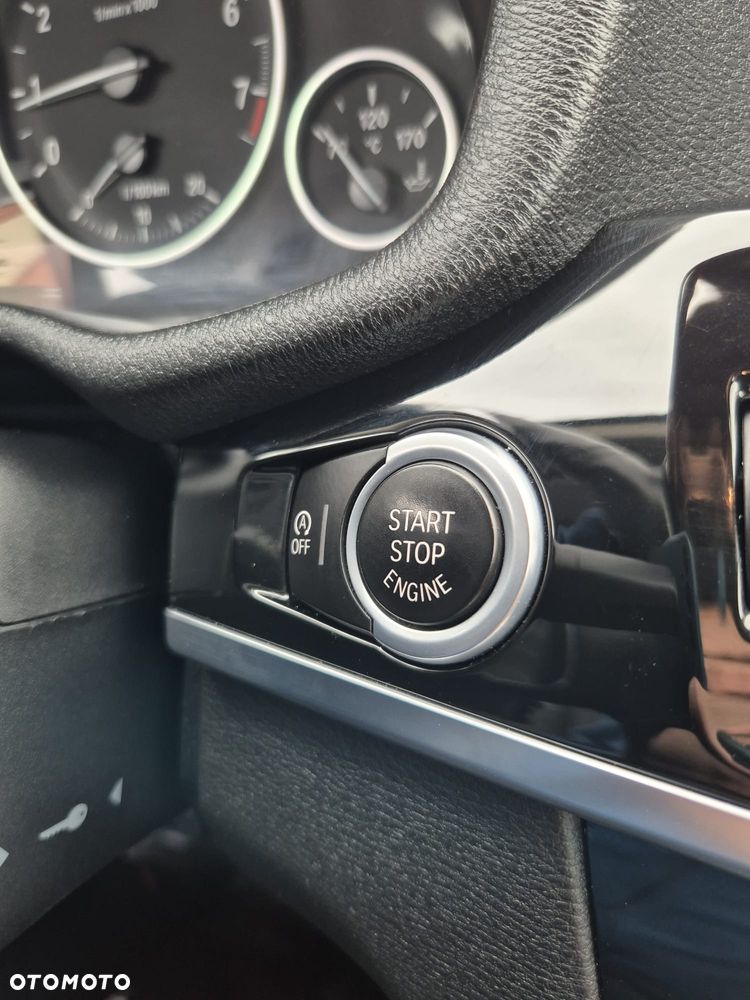 BMW X4 xDrive28i xLine - 17