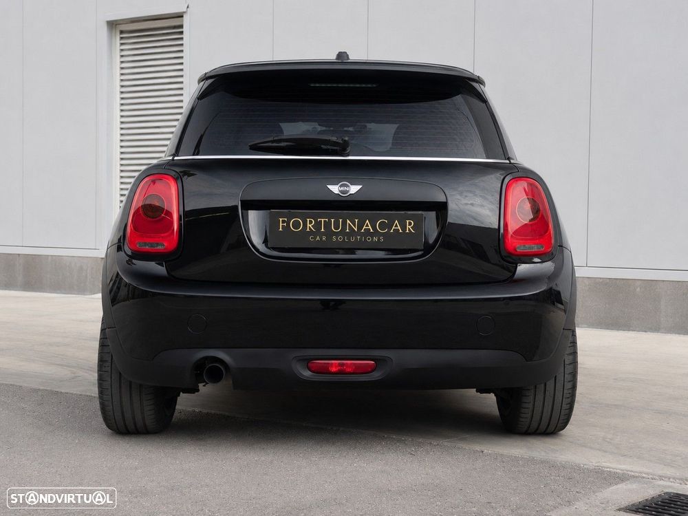 MINI 3 Portas Cooper D - 5