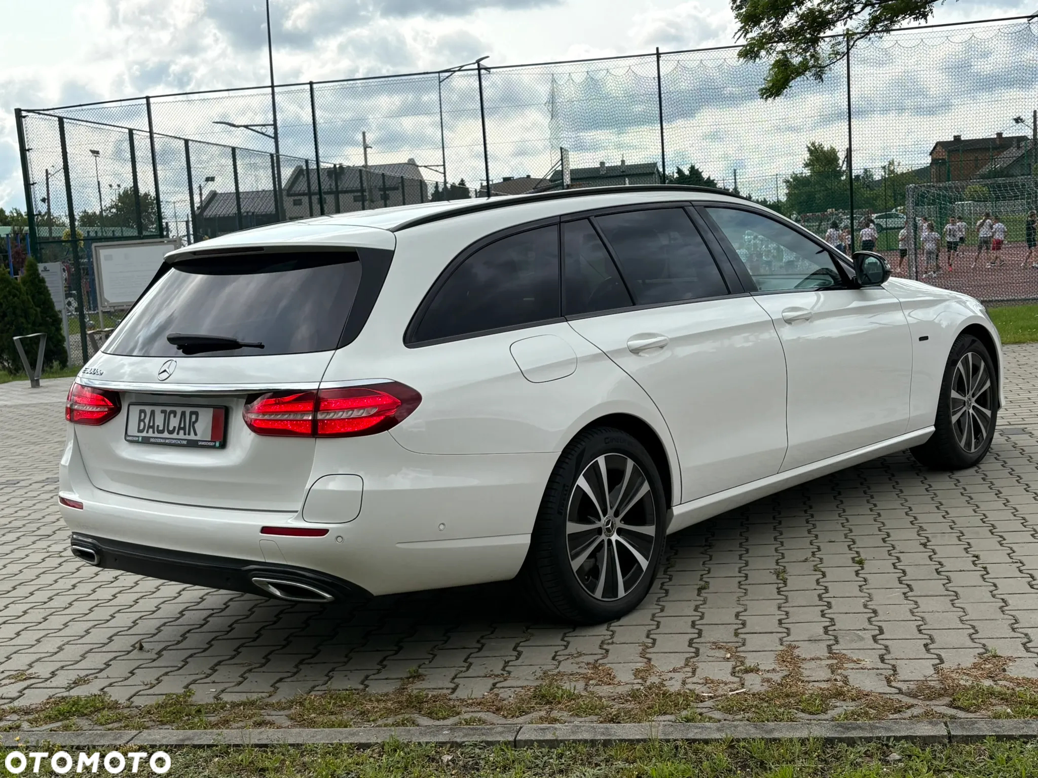 Mercedes-Benz Klasa E 300de T 9G-TRONIC Edition AVANTGARDE - 6