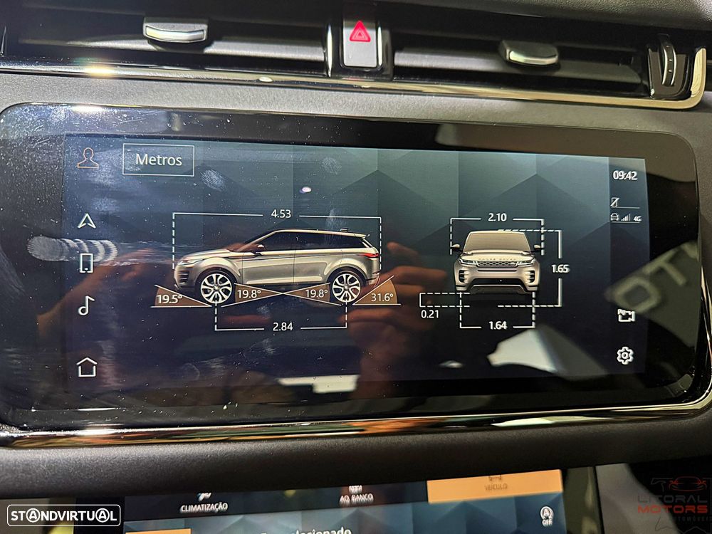 Land Rover Range Rover Evoque P300e R-Dynamic - 34