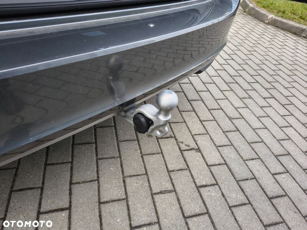 Skoda Superb 2.0 TDI SCR 4x4 L&K DSG - 12