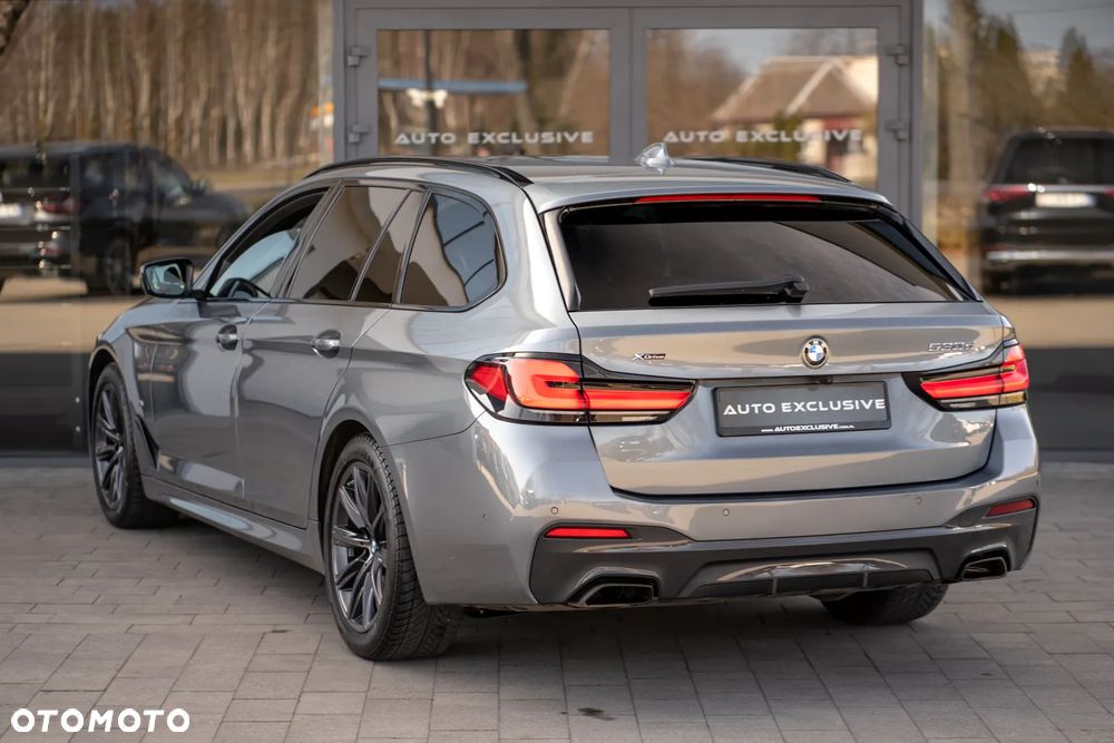 BMW Seria 5 530d xDrive M Sport Edition - 22