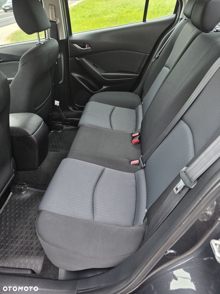 Mazda 3 - 6