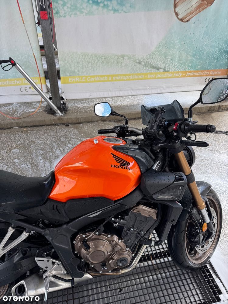 Honda CB - 2