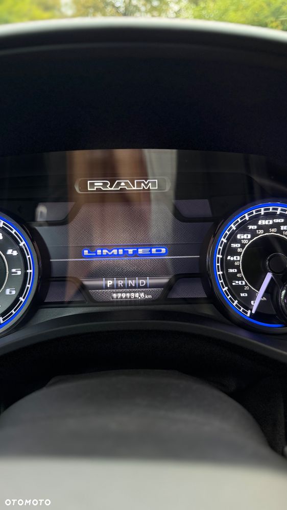 RAM 1500 5.7 Crew Cab Limited - 18