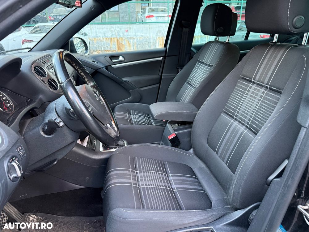 Volkswagen Tiguan 2.0 TDI 4Motion DSG Sport & Style - 9