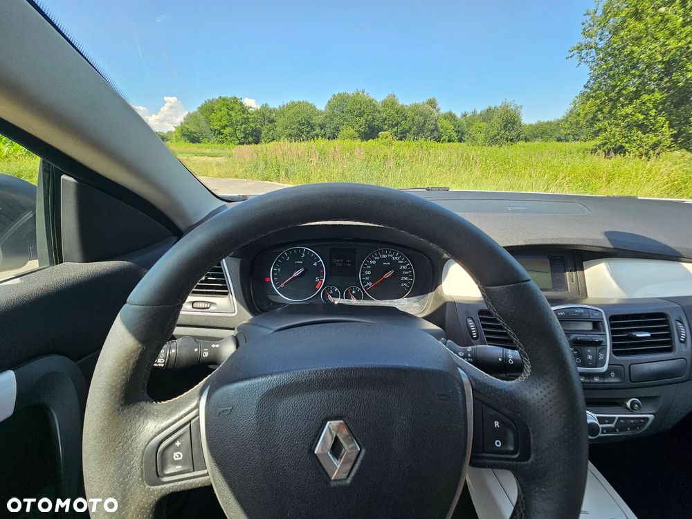 Renault Laguna 2.0 dCi Monaco GP2 - 9