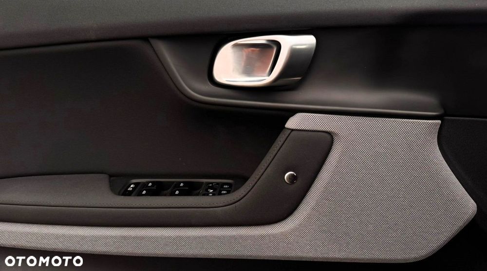 Polestar 2 - 25