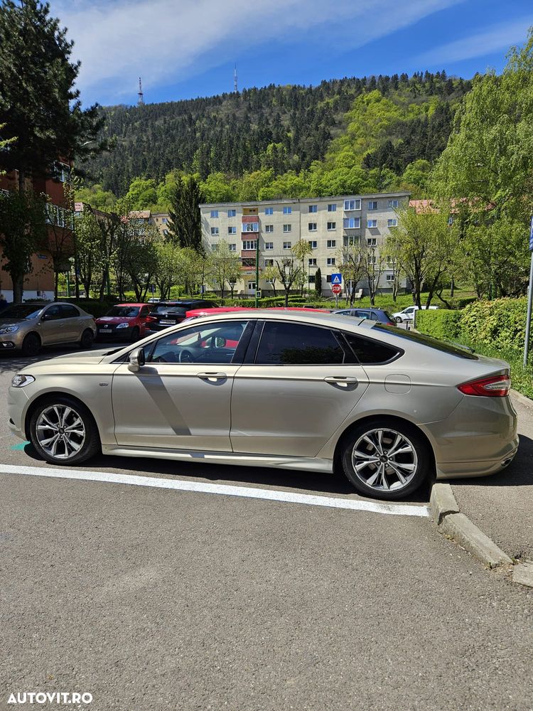 Ford Mondeo 2.0 TDCI PowerShift ST Line High - 10