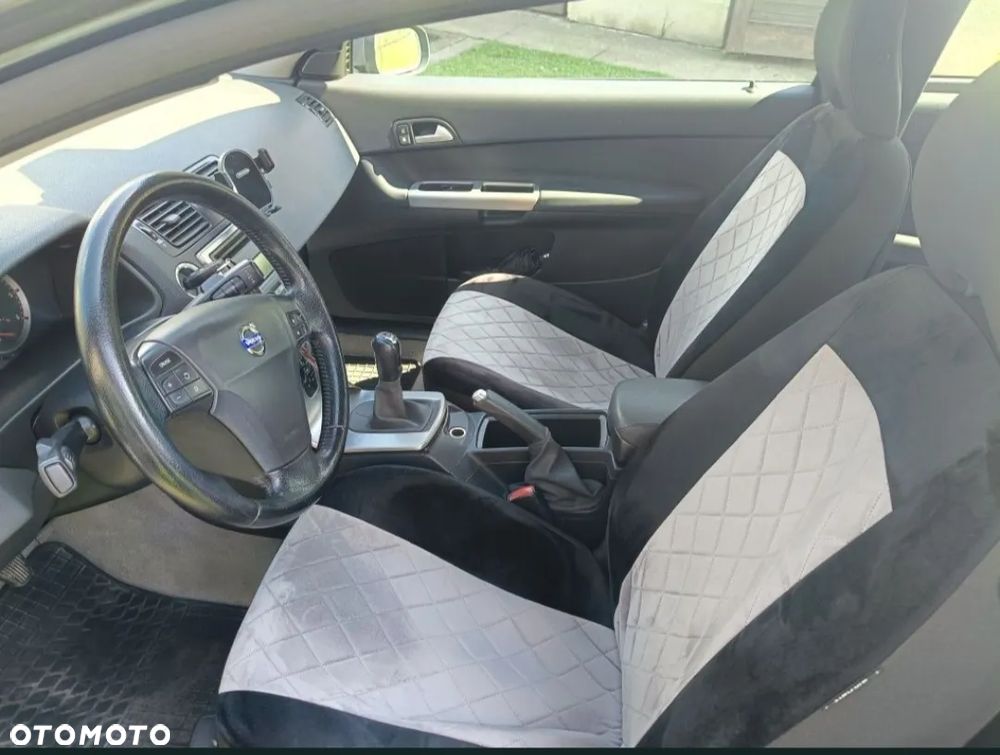 Volvo C30 2.0D - 6