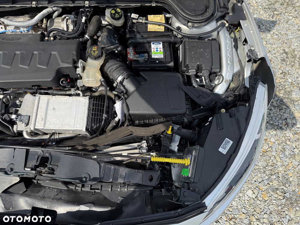 Ford Focus 2.0 EcoBlue STart-Stopp-System TITANIUM X - 15