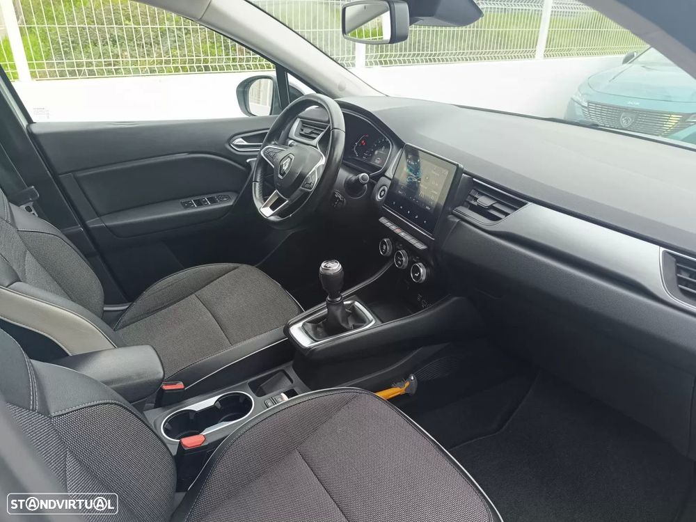 Renault Captur TCe 100 INTENS - 33