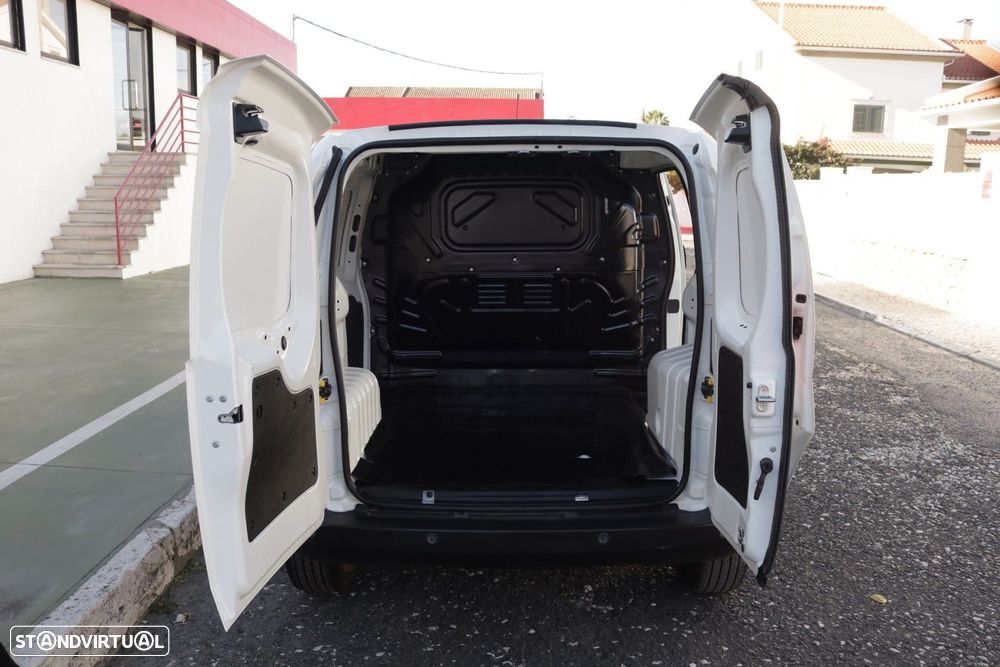 Fiat Fiorino 1.3 M-Jet SX 95cv - 12
