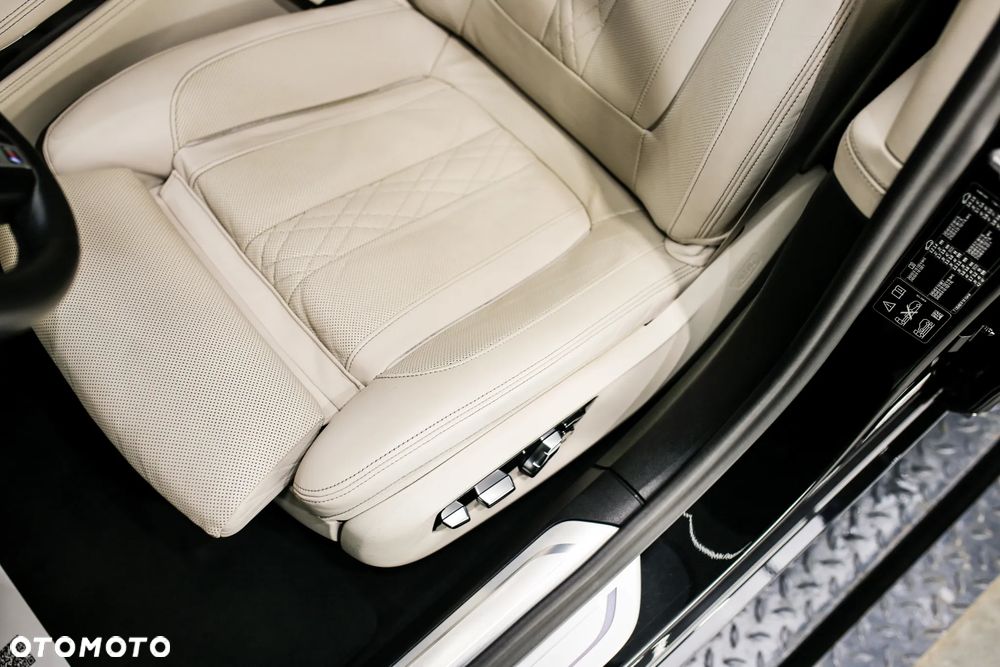 BMW Seria 7 750d xDrive sport - 20