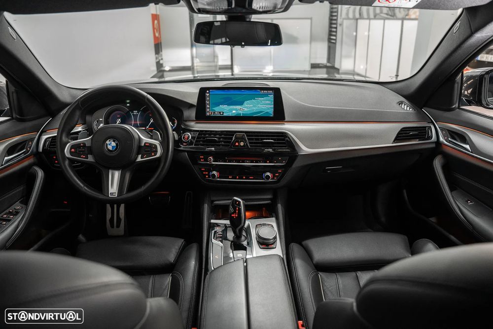 BMW 520 d Pack M Auto - 11