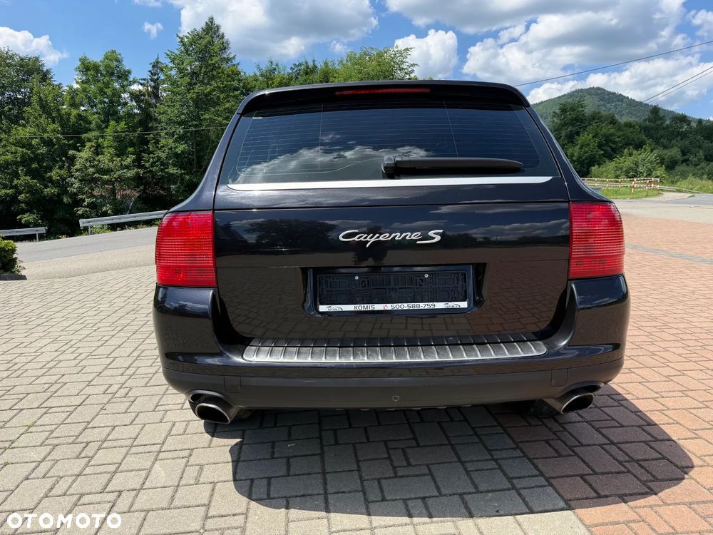 Porsche Cayenne - 6