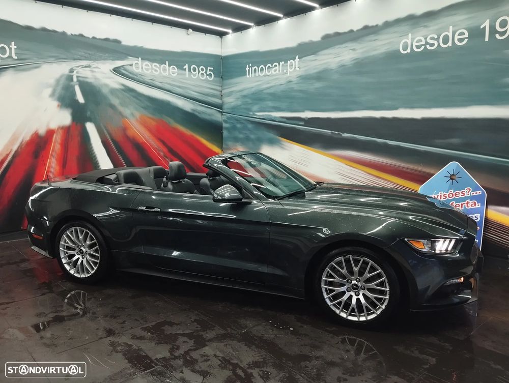 Ford Mustang 2.3i EcoBoost - 12