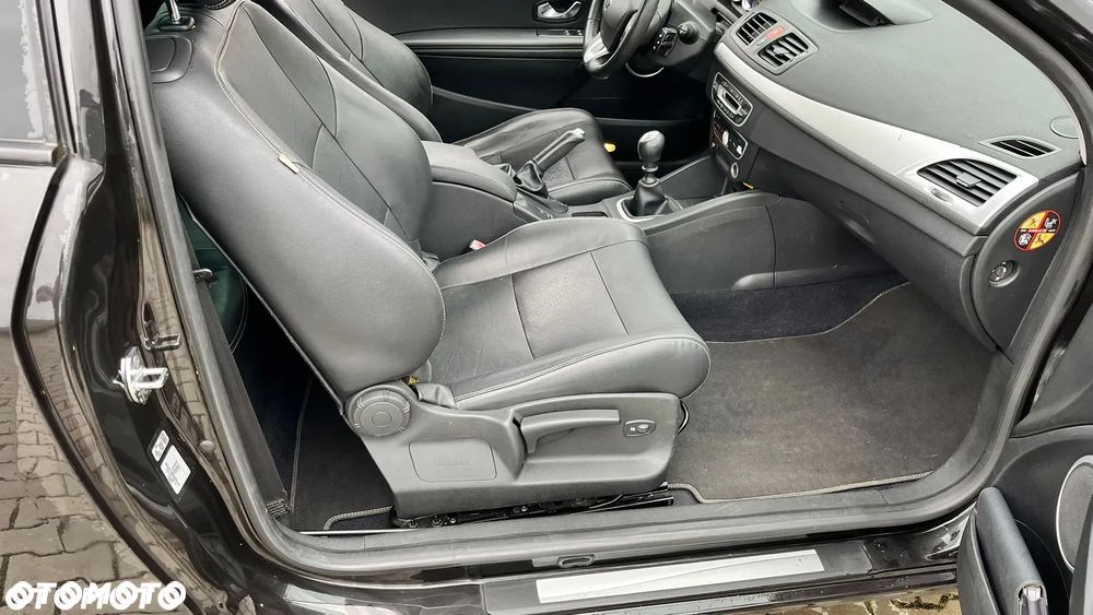 Renault Megane 1.6 16V Color Edition - 9