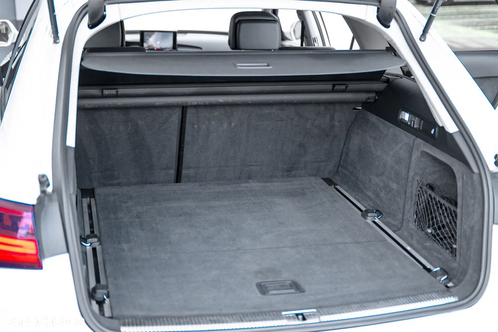Audi A6 Allroad - 30