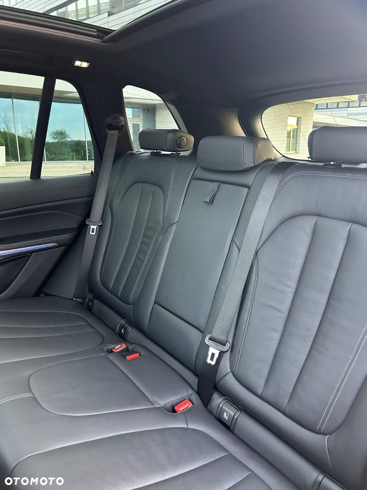 BMW X5 xDrive40i sport - 17