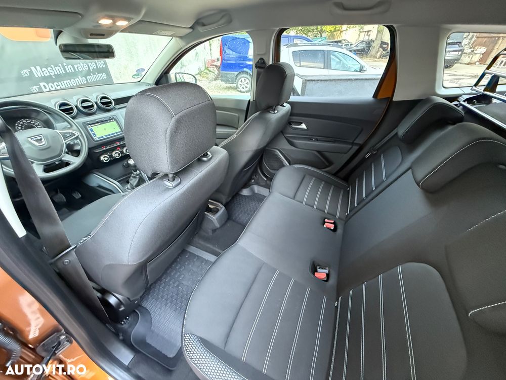Dacia Duster TCe 125 4x2 Blackshadow - 6