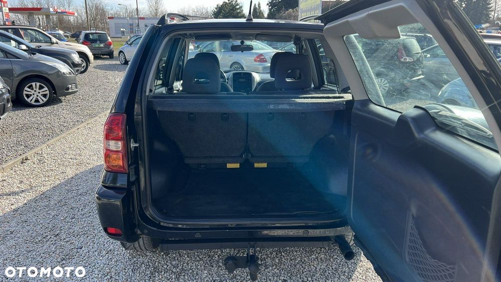Toyota RAV4 - 25