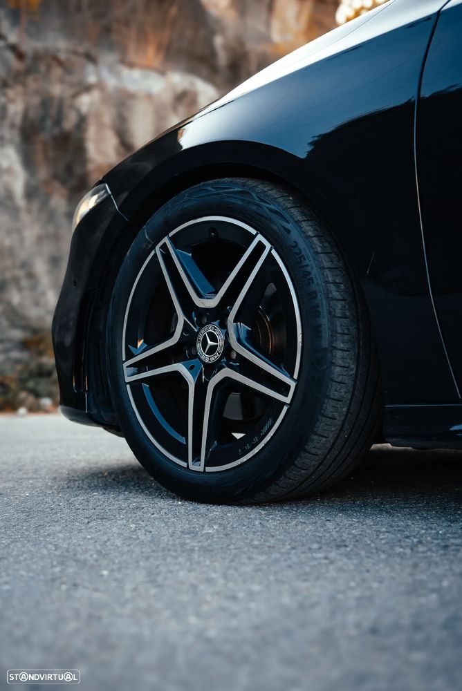 Mercedes-Benz A 180 d 7G-DCT AMG Line - 10