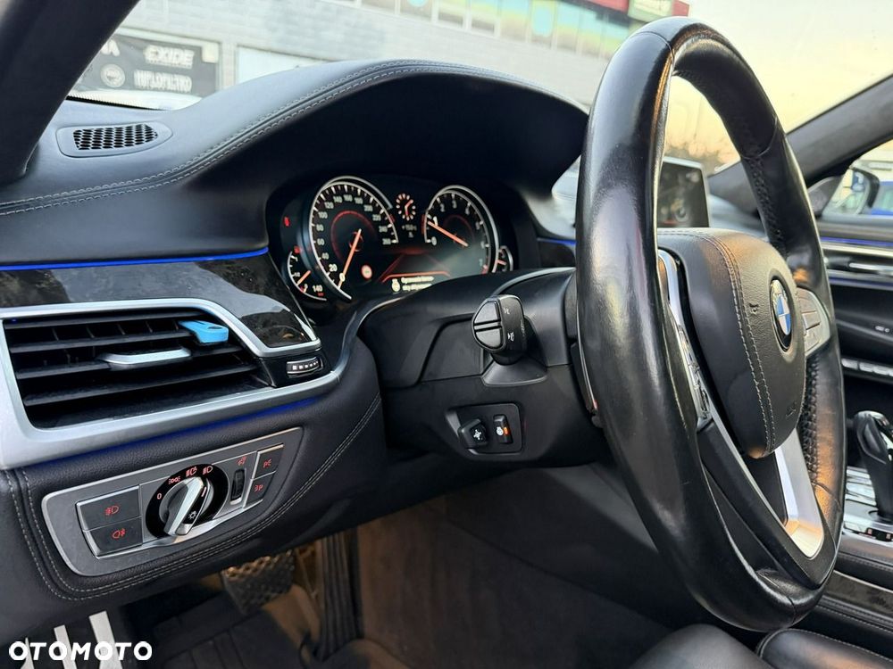 BMW Seria 7 750Li xDrive Edition Exclusive - 22