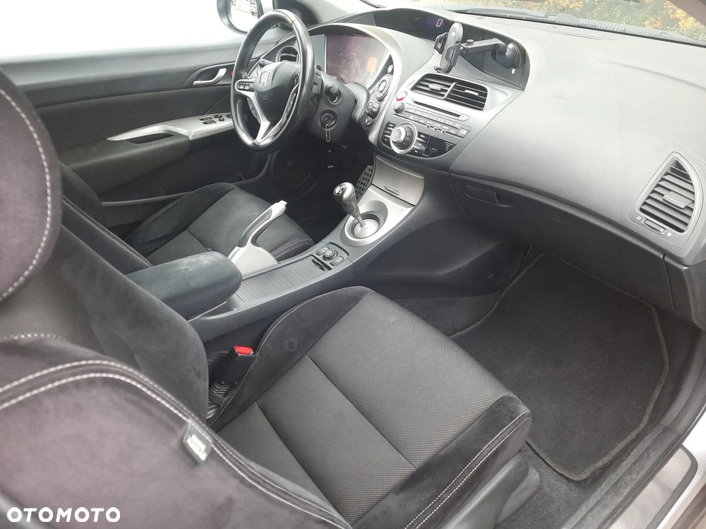 Honda Civic 2.2i-CTDi TypeS - 10