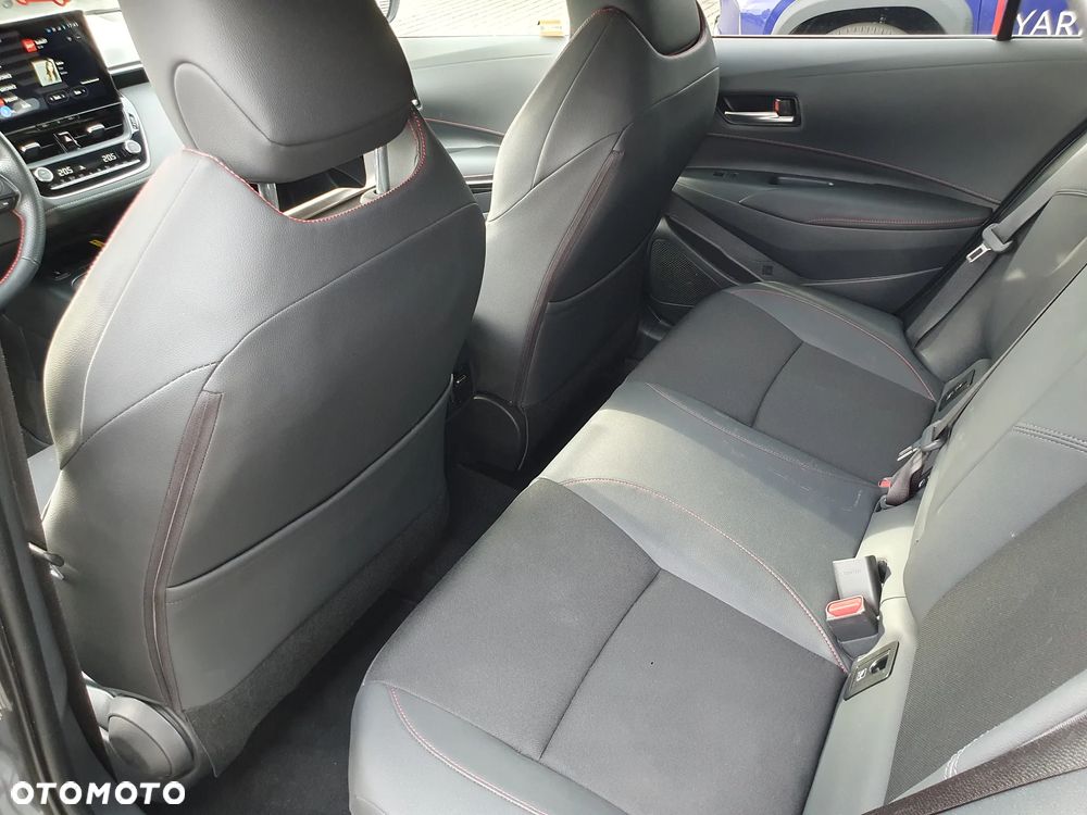Toyota Corolla 1.8 Hybrid GR Sport - 8