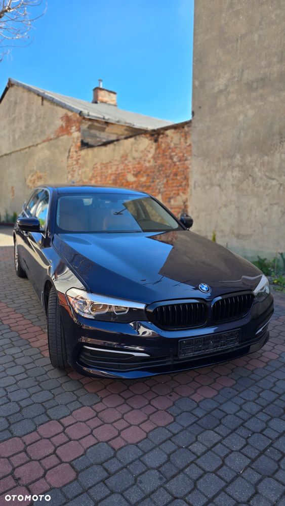 BMW Seria 5 520i GPF - 2