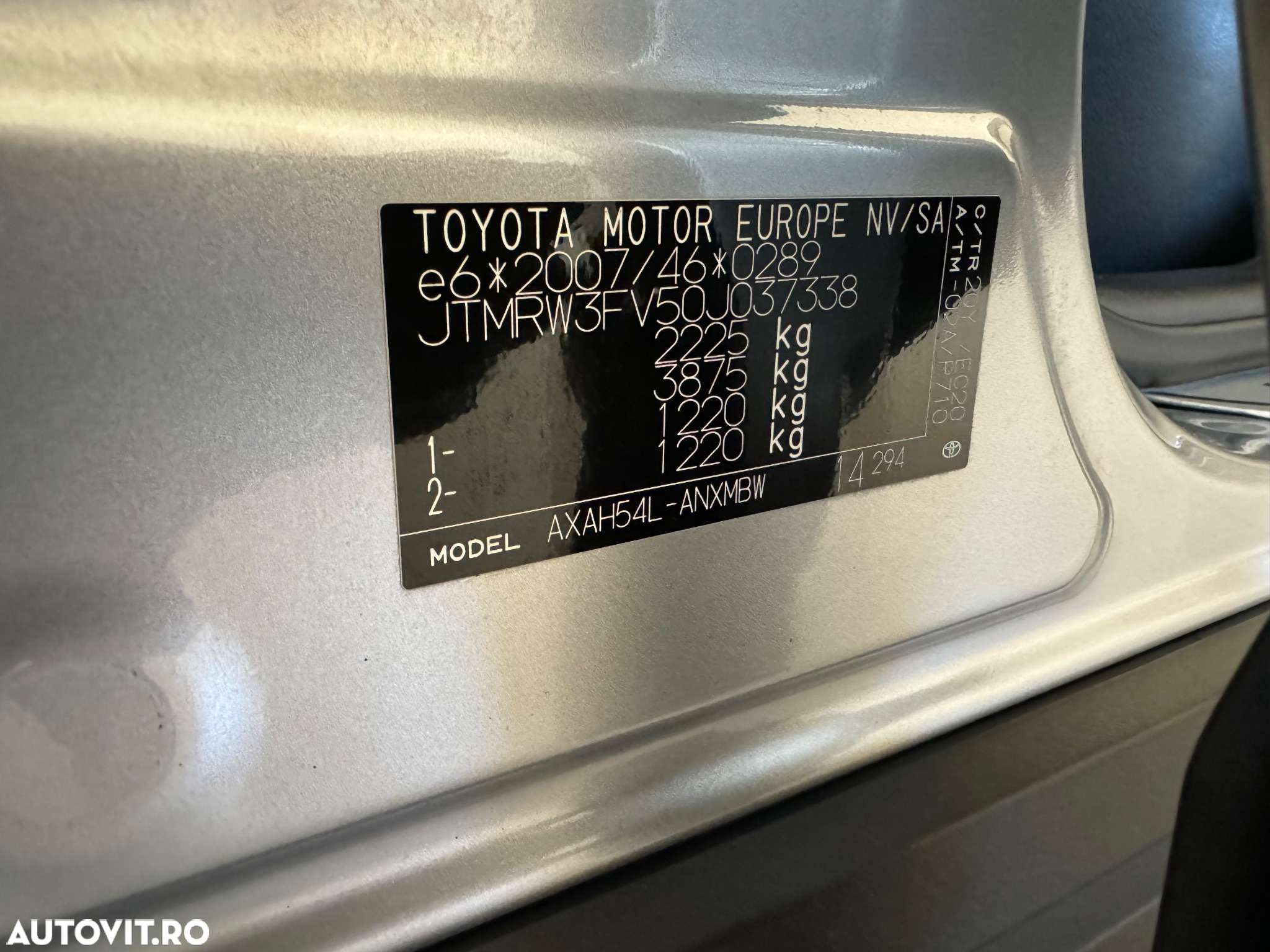 Toyota RAV4 - 33