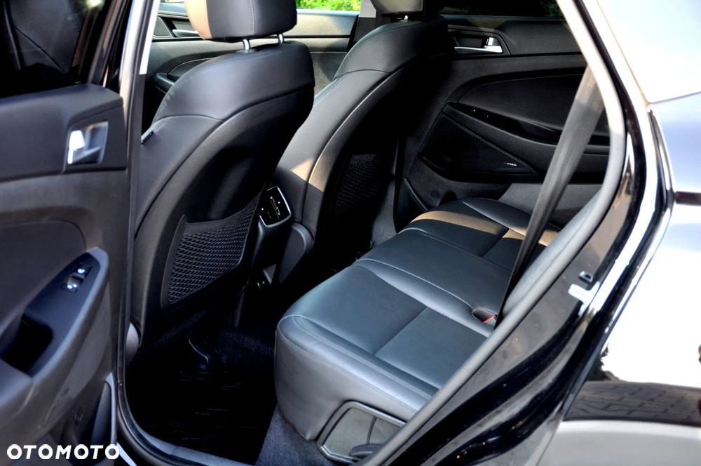 Hyundai Tucson 2.0 CRDI 4WD Premium - 29
