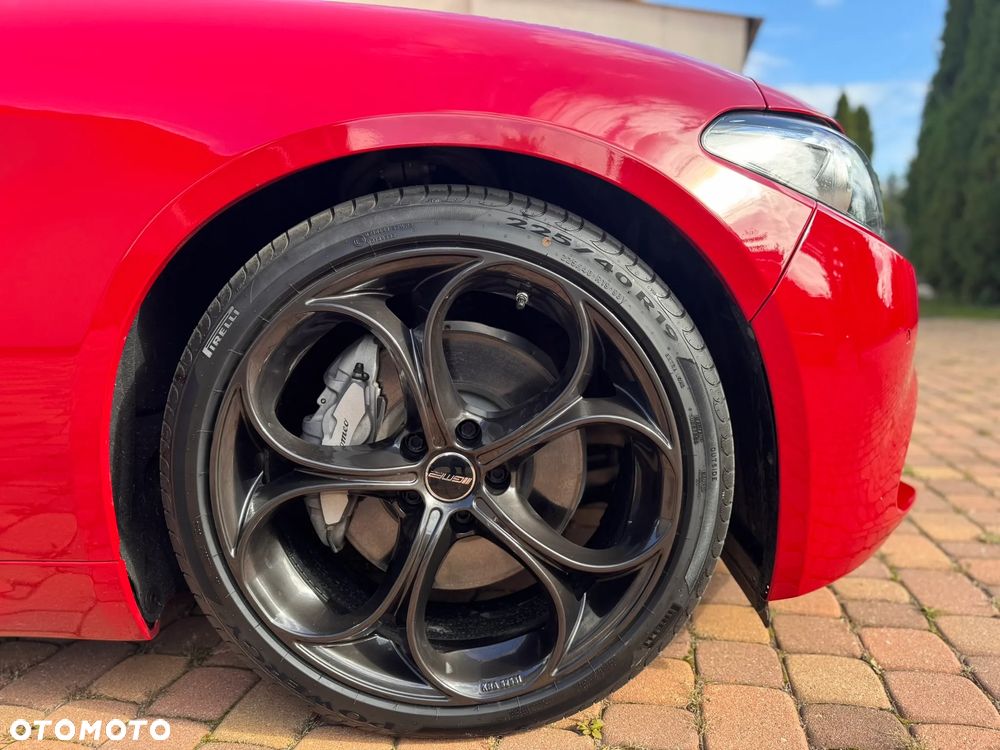 Alfa Romeo Giulia - 9