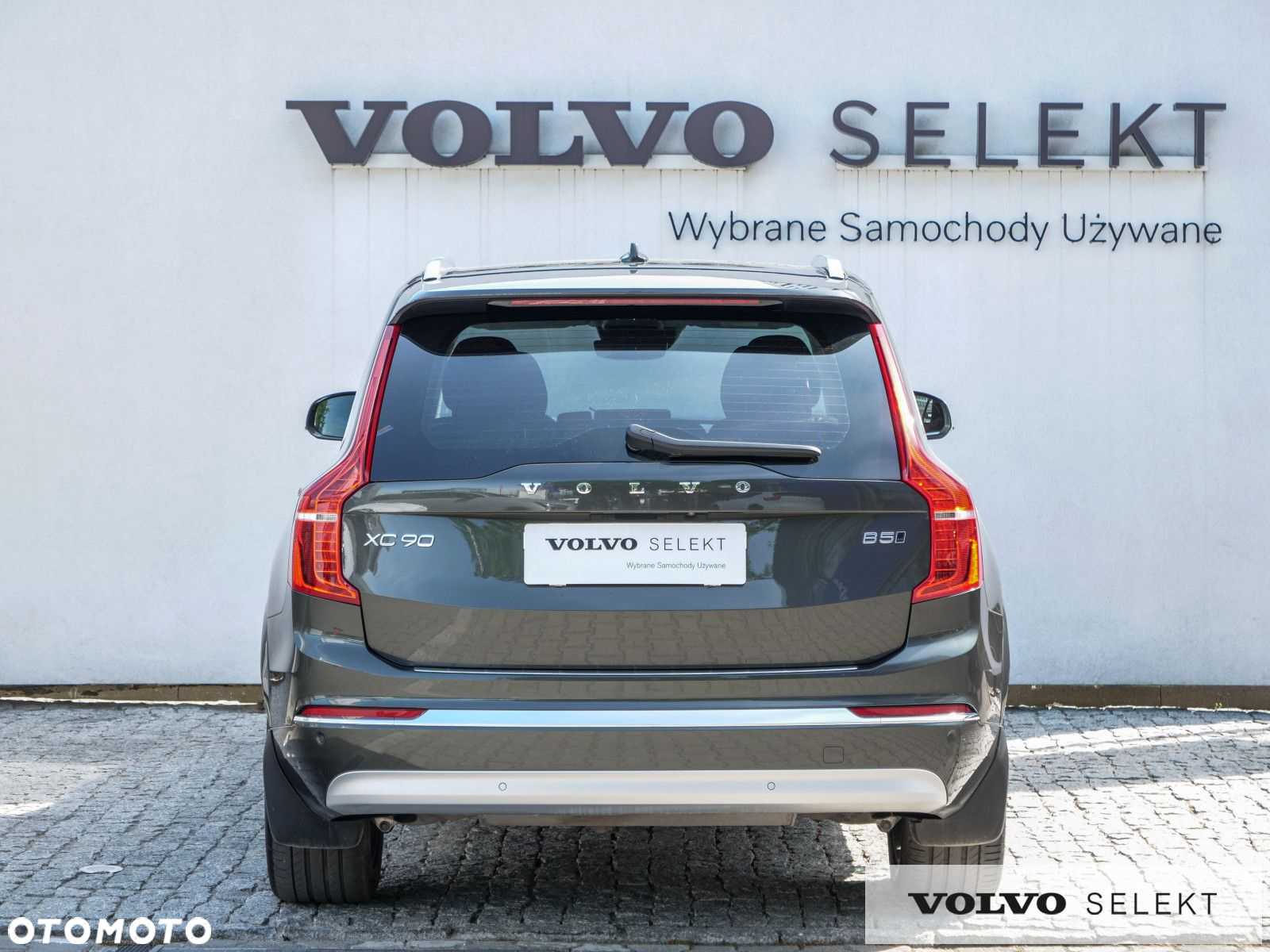 Volvo XC 90 - 9
