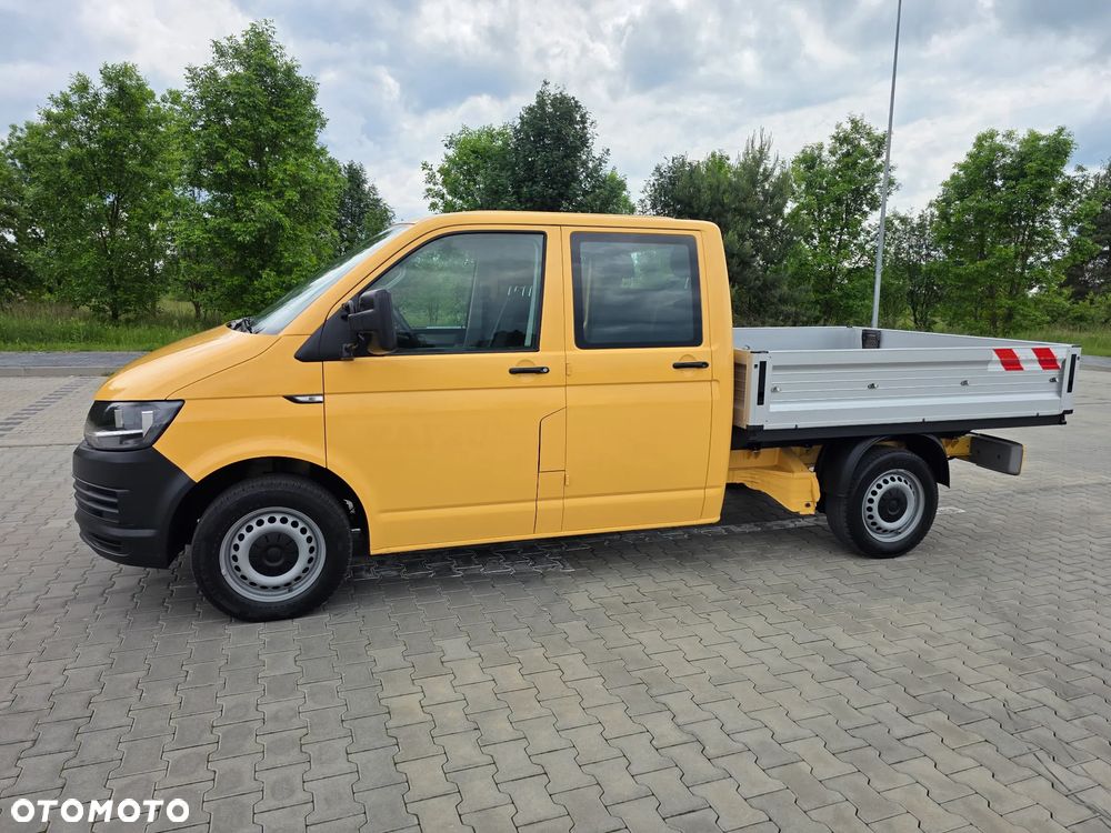 Volkswagen Transporter - 2