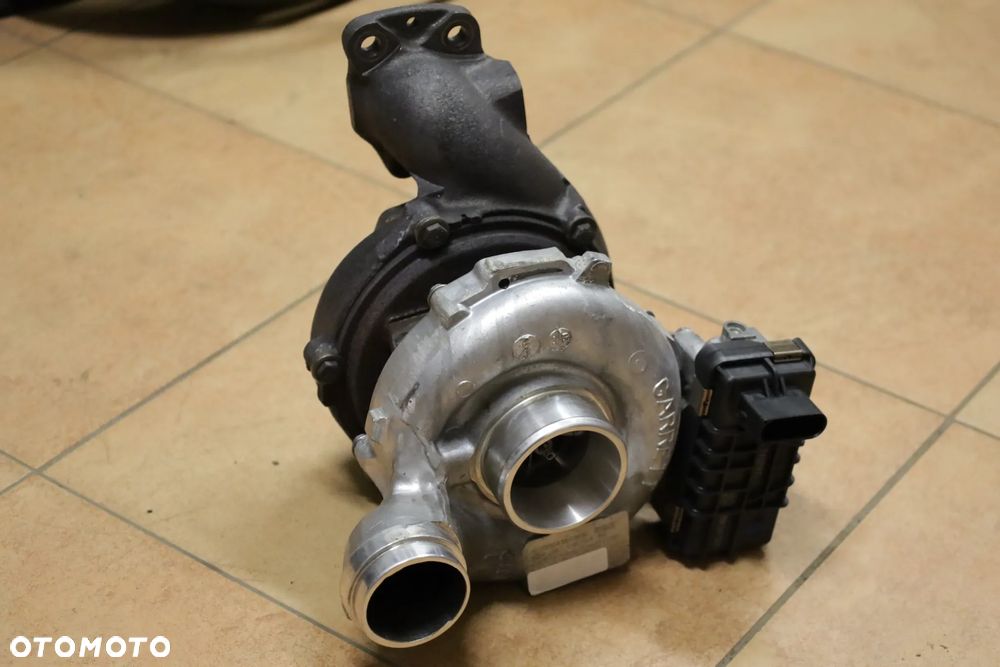 Oryginalna Turbosprężarka Mercedes-Benz 300/350 3.0 CDI 826830-4