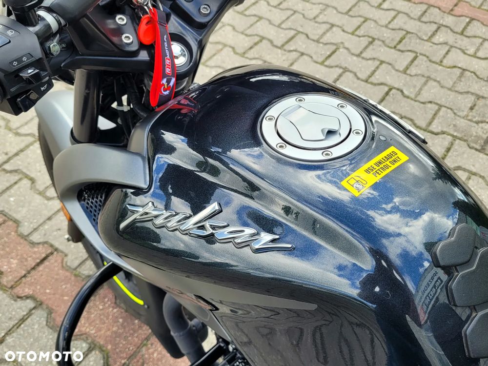 Bajaj Pulsar - 9