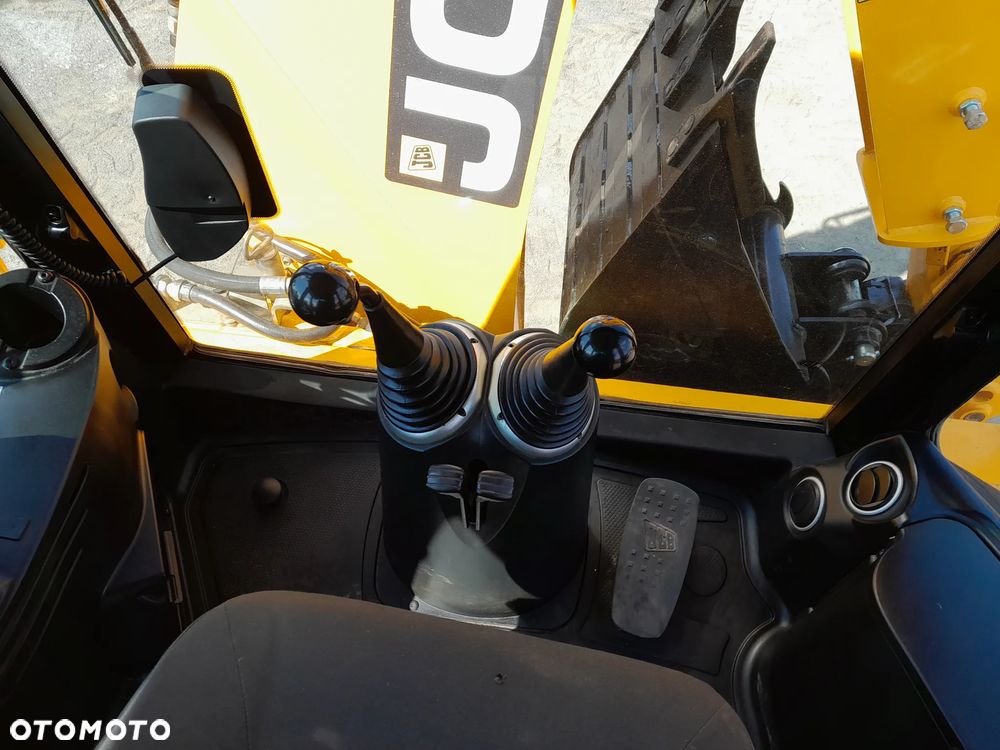 JCB 3CX 2019R szybkozłącze przód tył - 22