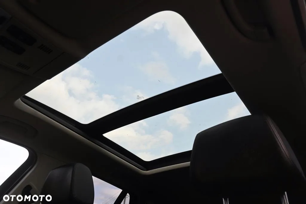 BMW X1 xDrive20d - 39