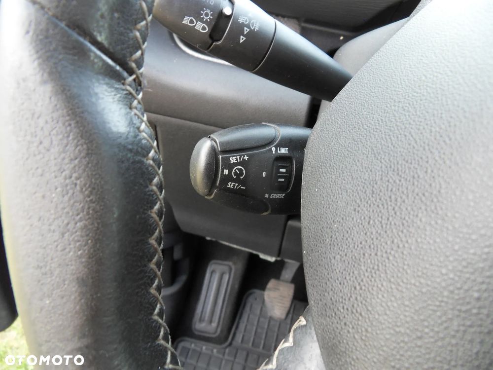 Citroën C3 Picasso 1.6 HDi Exclusive - 18