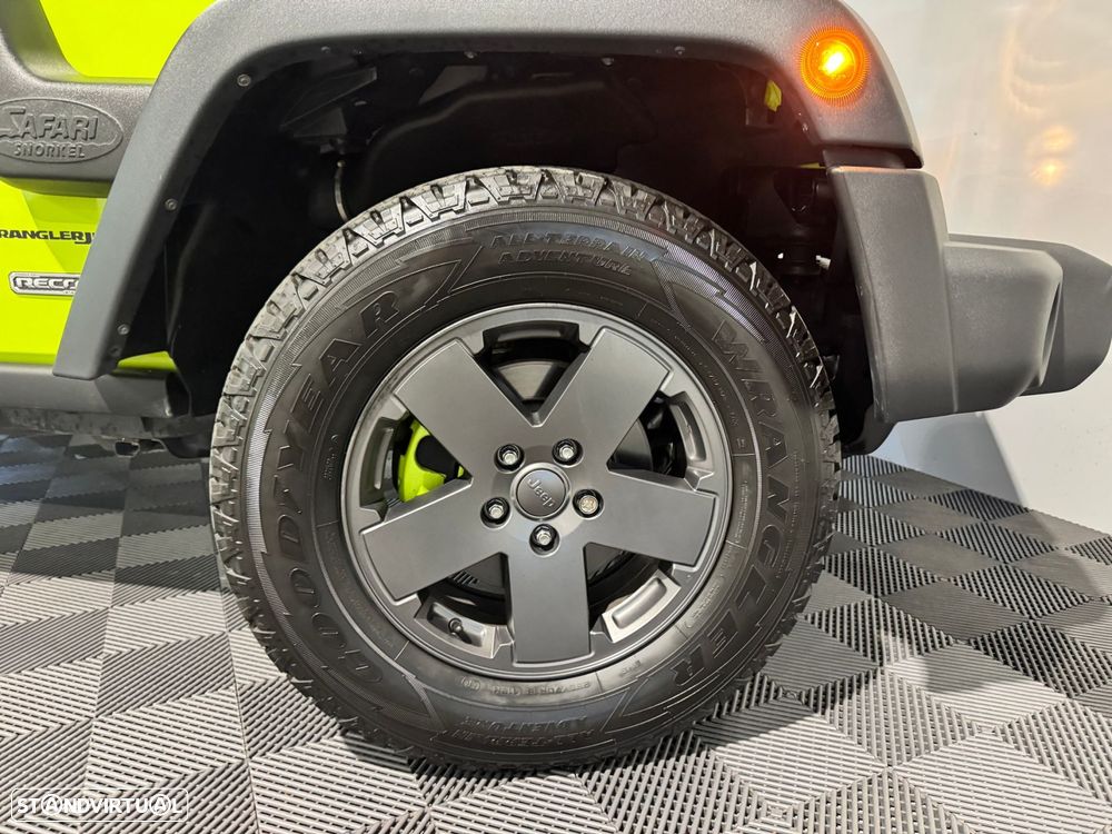 Jeep Wrangler - 55