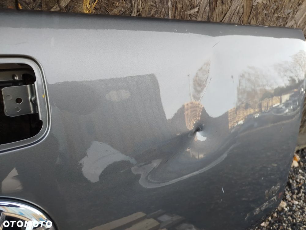 Volkswagen Amarok klapa tył tylna burta Mazowieckie Warszawa - 2