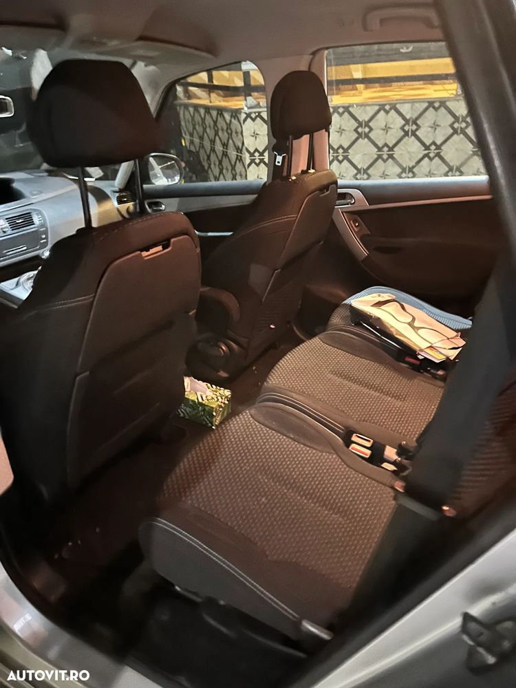 Citroën C4 Picasso - 11