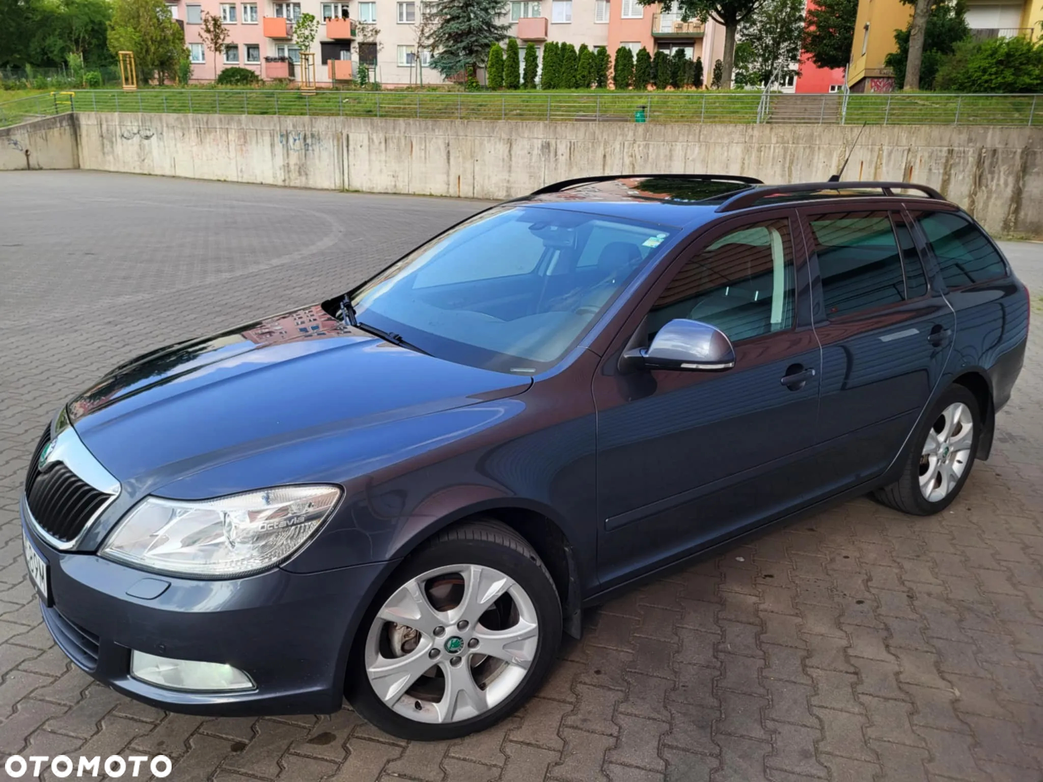 Skoda Octavia 1.8 TSI DSG Elegance - 17