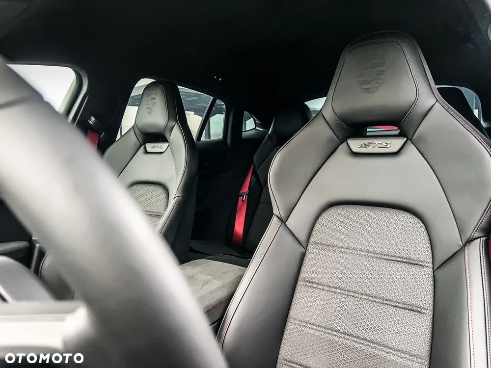 Porsche Panamera - 11