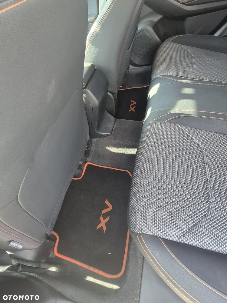 Subaru XV 2.0i Exclusive (EyeSight) Lineartronic - 12