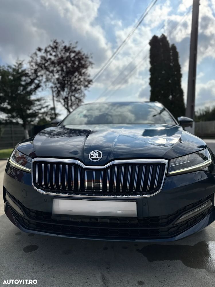 Skoda Superb 2.0 TDI Ambition - 1